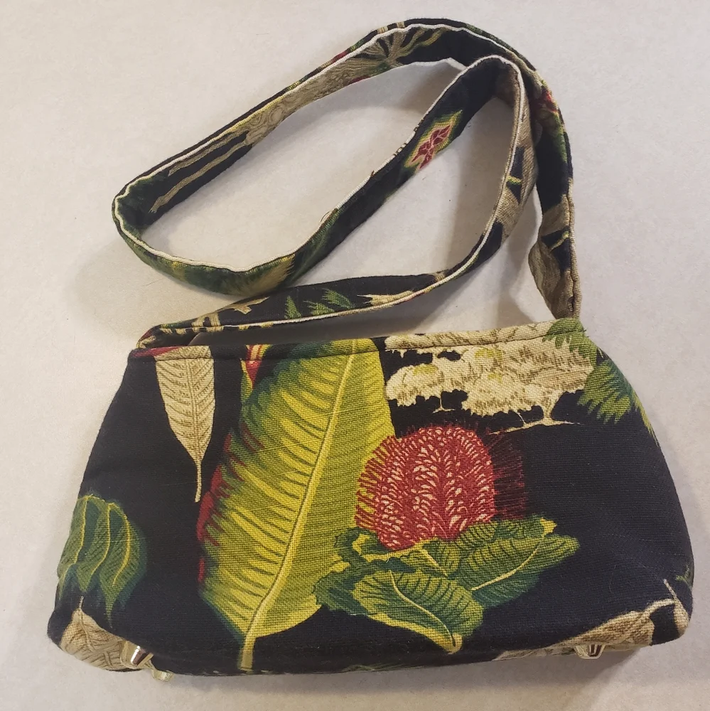 Handmade Jungle/Monkey Crossbody Purse ☆ Bottom Studs ☆ Canvas ☆ Quality - Picture 3 of 7